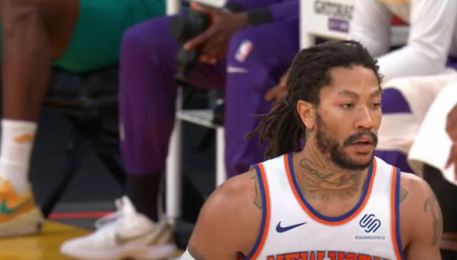 季后赛门票最低1001美元，尼克斯为何敢如此豪横？看看场边你就懂了