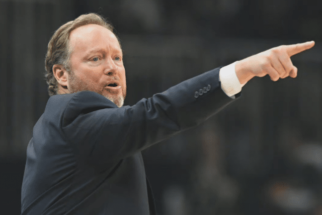 曝联盟第1将迎巨变，冠军教头恐下课，1.8亿豪阵解体在即